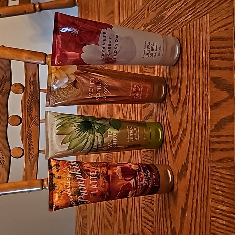Bath and Body Works body cream
